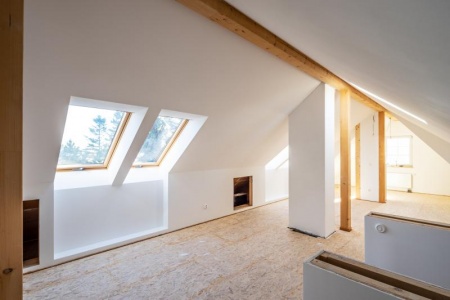 Transformer vos combles en espace habitable, astuces et conseils pratiques